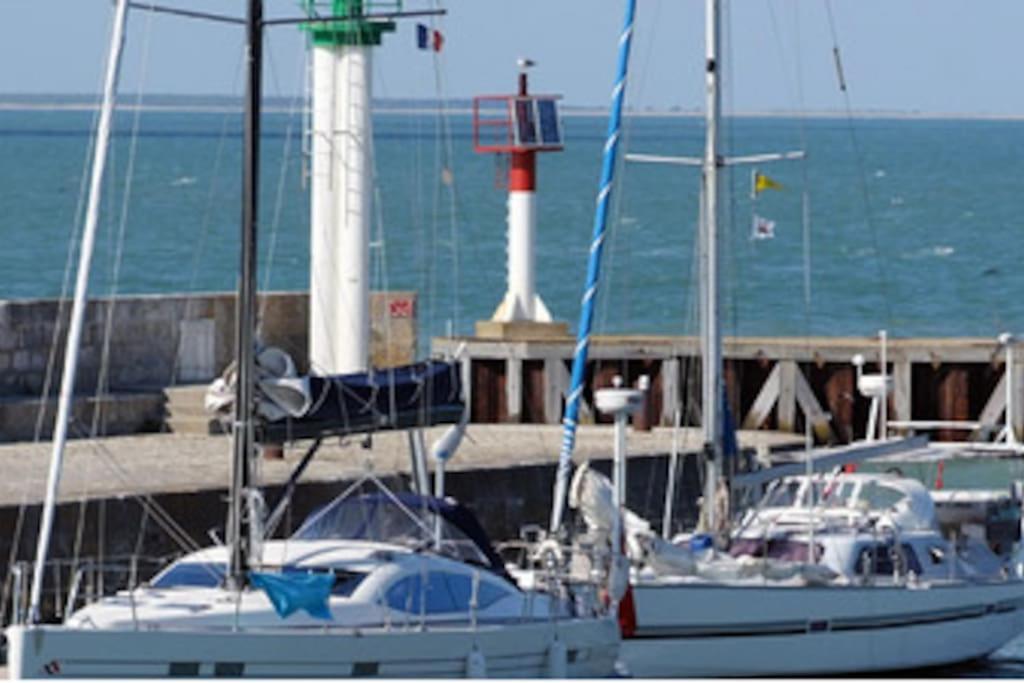 Le Clos Des Flots - La Plage La Flotte Eksteriør billede